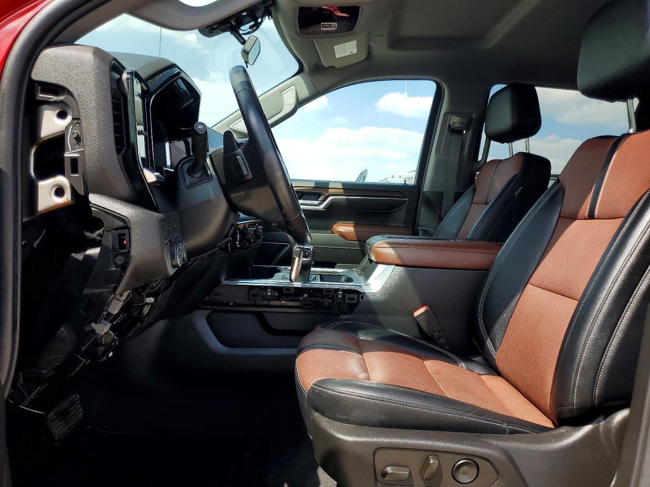 2022 Chevrolet Silverado K1500 Rst - Фото 7