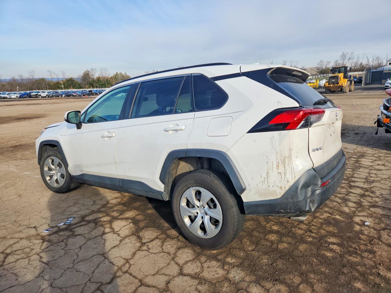 2020 Toyota Rav4 Le - Image 2
