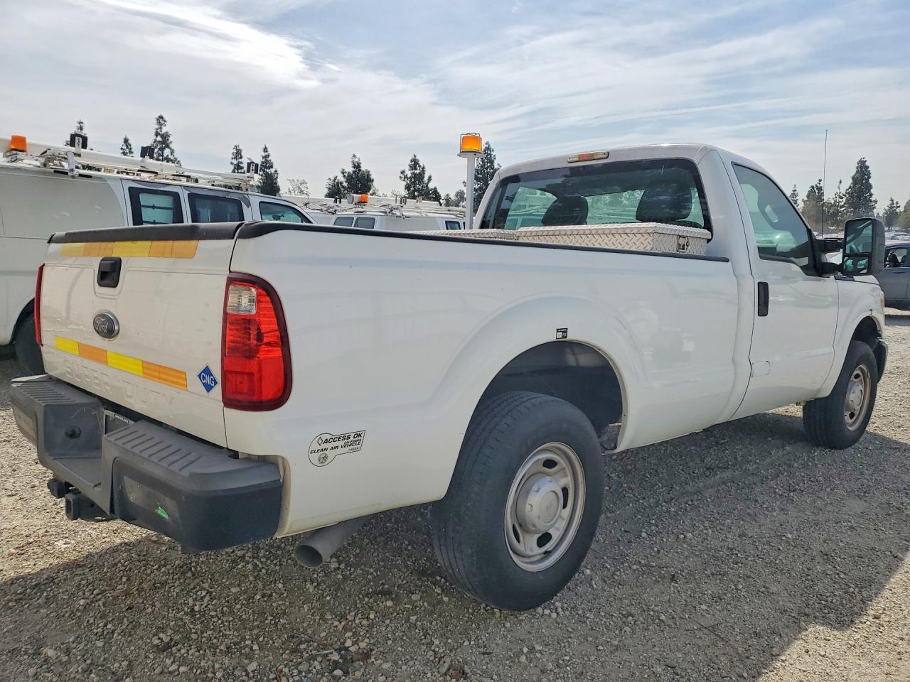 2013 Ford F250 Super Duty - Фото 3