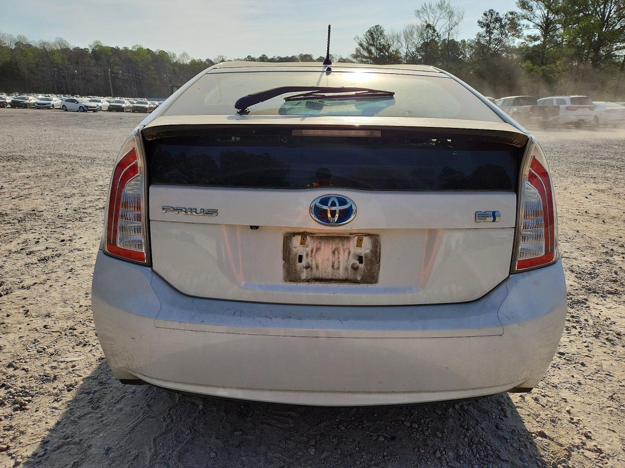2015 Toyota Prius Two - Image 6