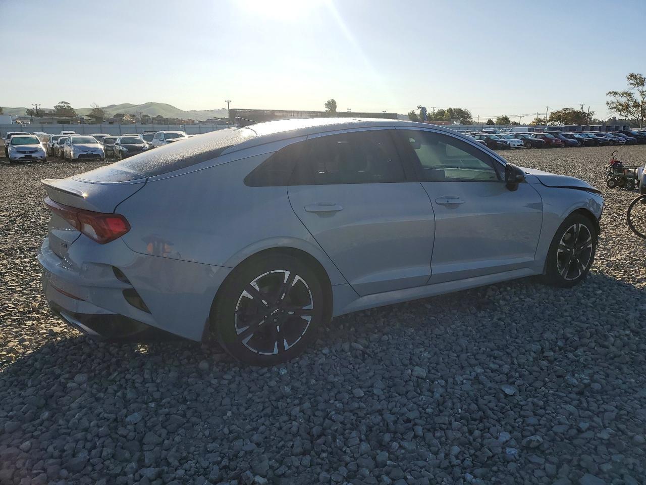 2022 Kia K5 Gt-Line - Фото 3