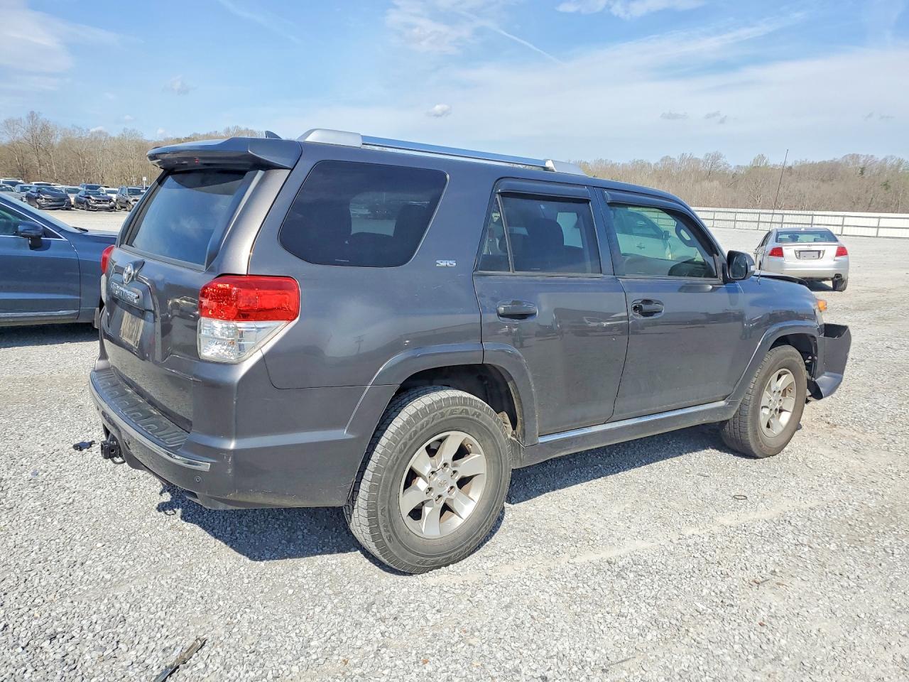 2012 Toyota 4Runner Sr5 - Image 3