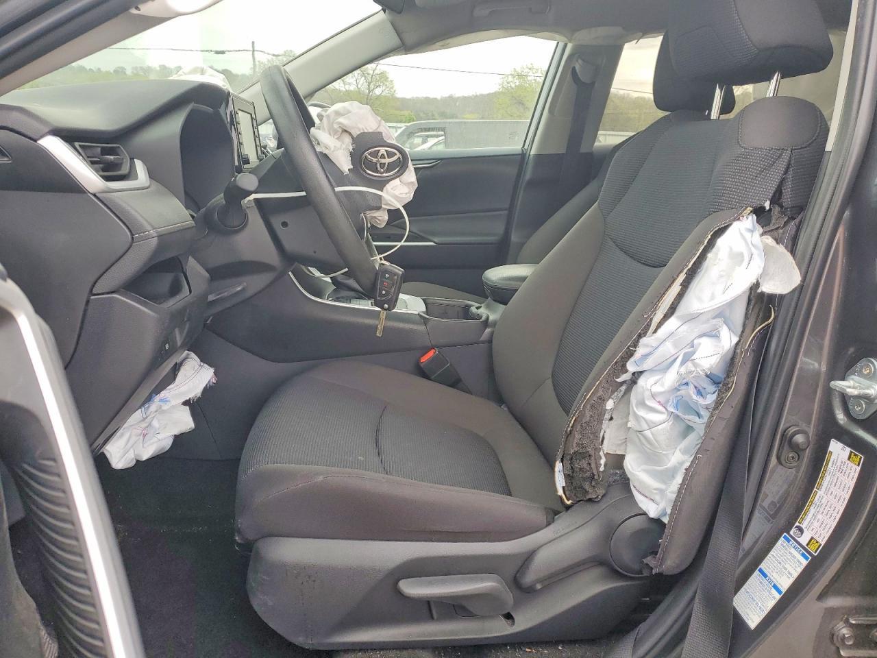 2022 Toyota Rav4 Le - Фото 7