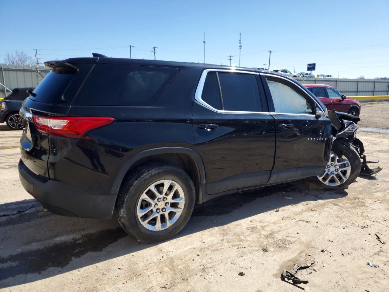 2020 Chevrolet Traverse Ls - Фото 3