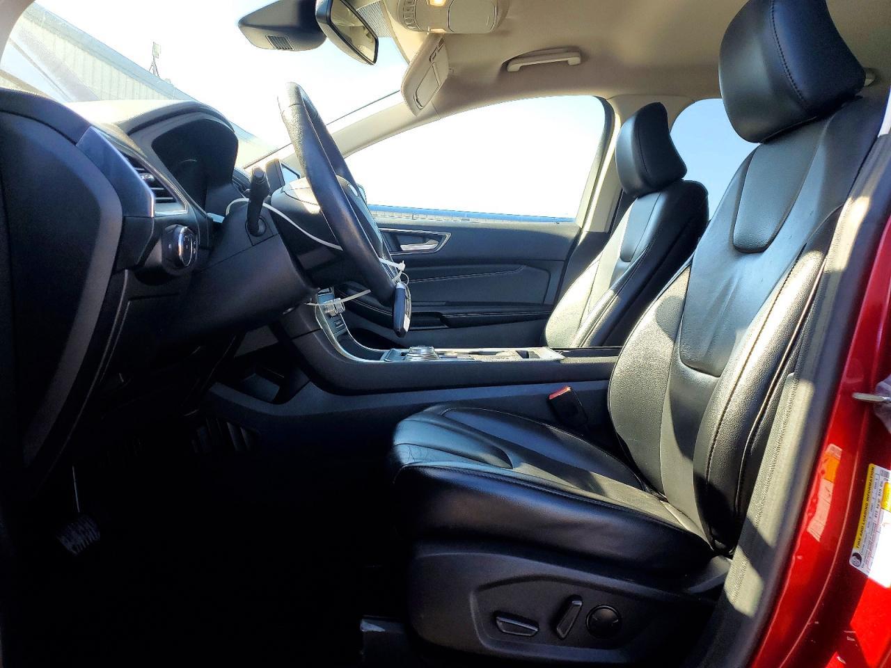 2022 Ford Edge Titanium - Image 7
