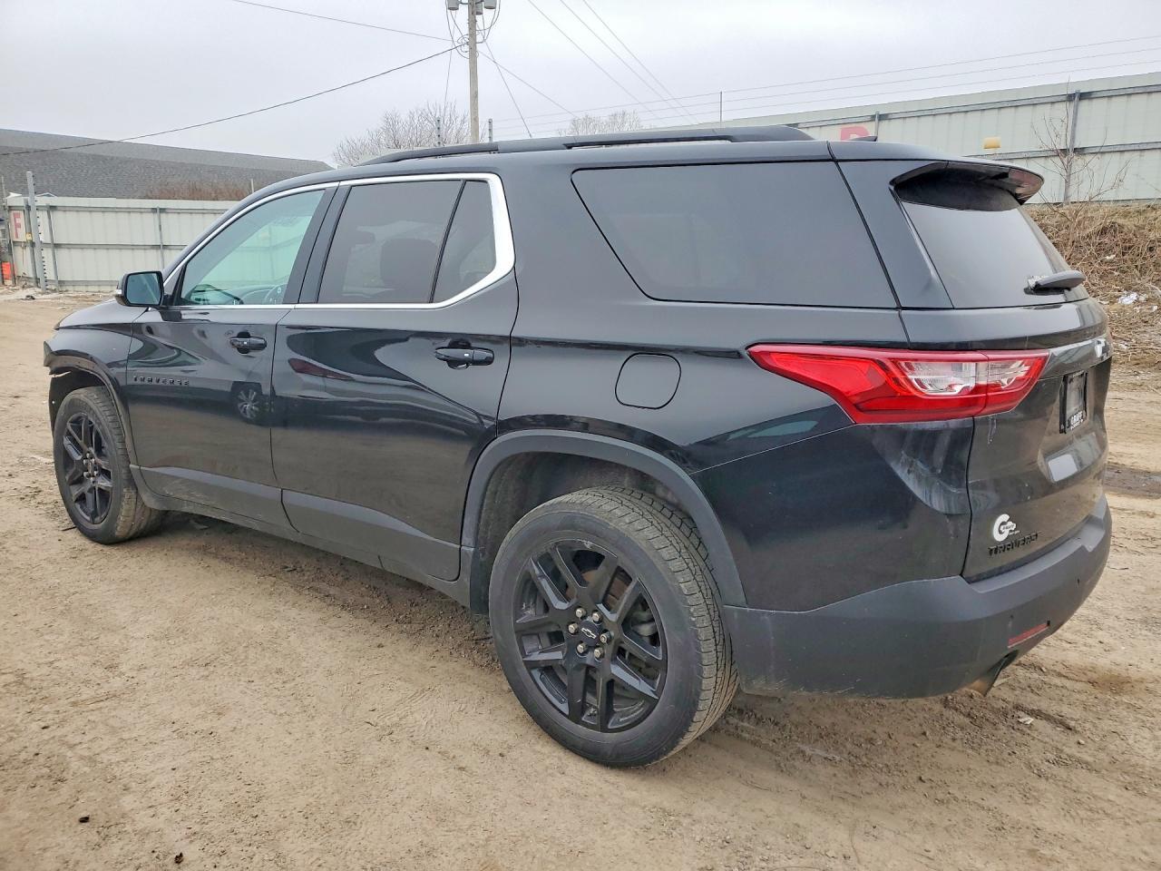 2019 Chevrolet Traverse Lt - Image 2