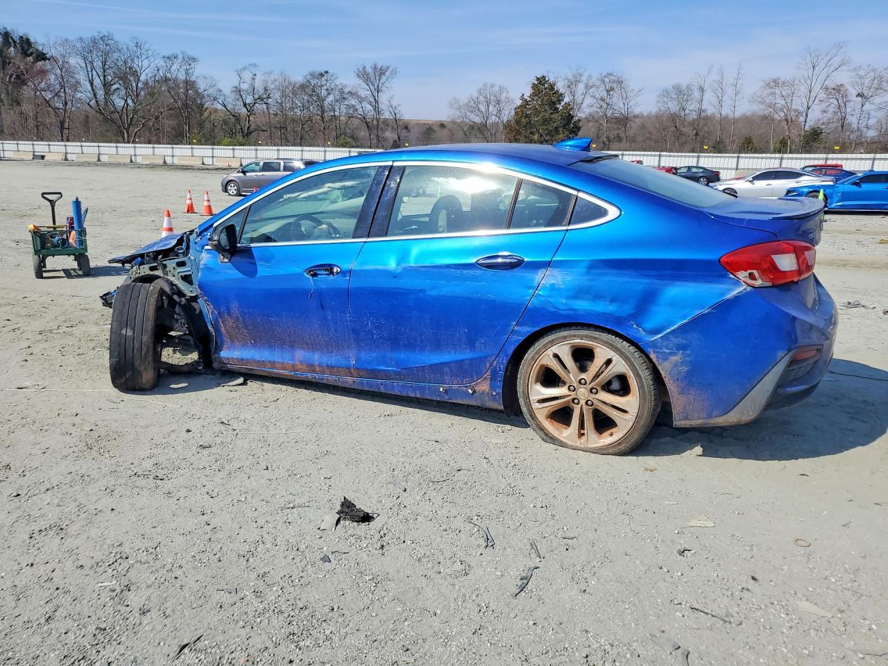 2016 Chevrolet Cruze Premier - Фото 2