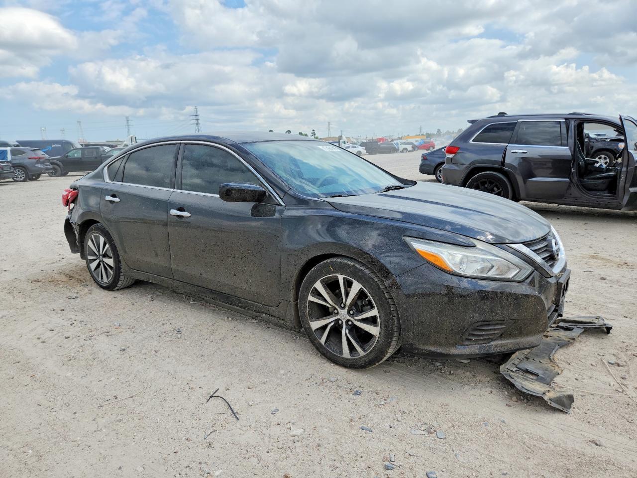 2017 Nissan Altima 2.5 S - Фото 4