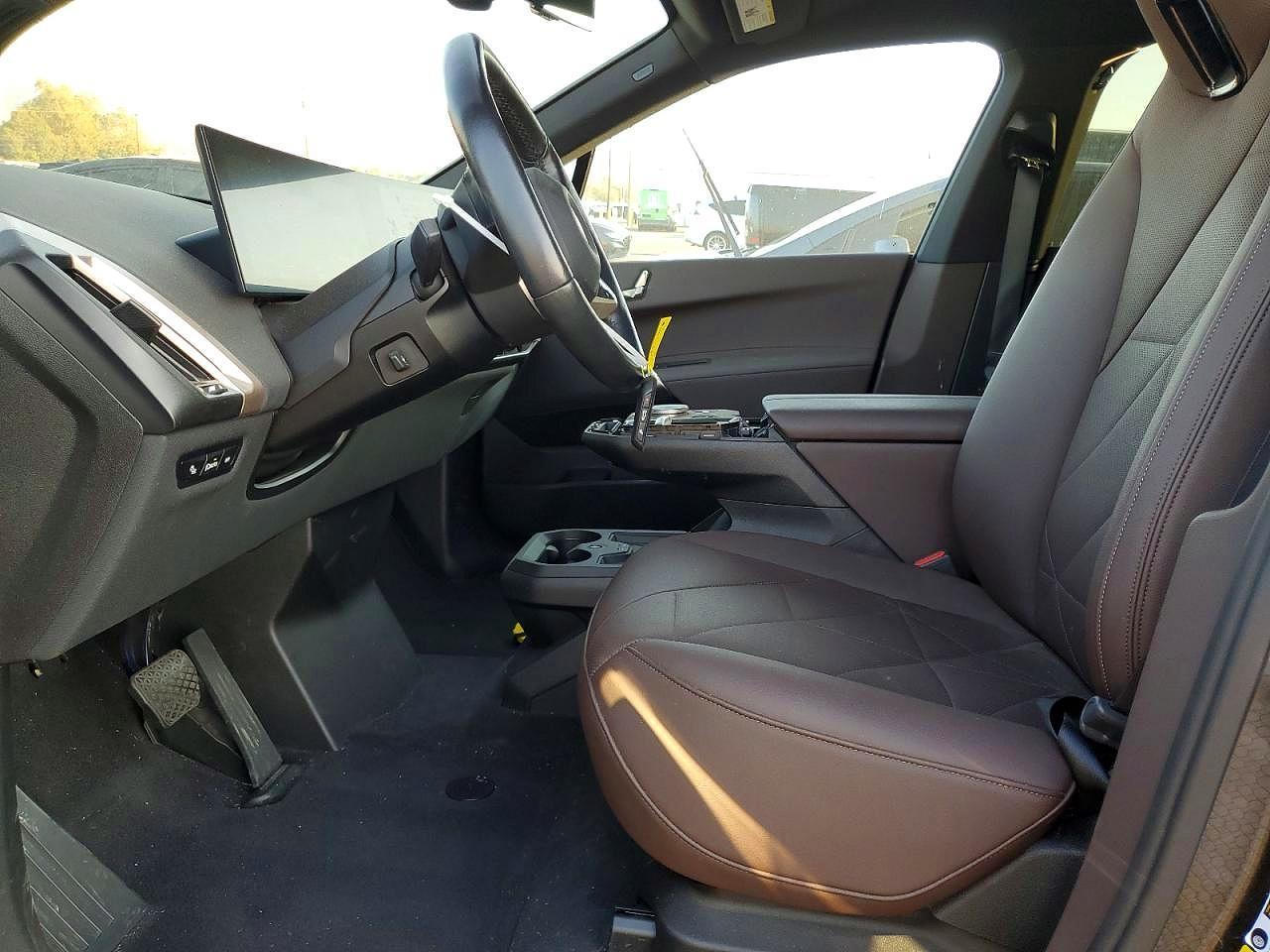 2024 BMW Ix xDrive50 - Фото 7