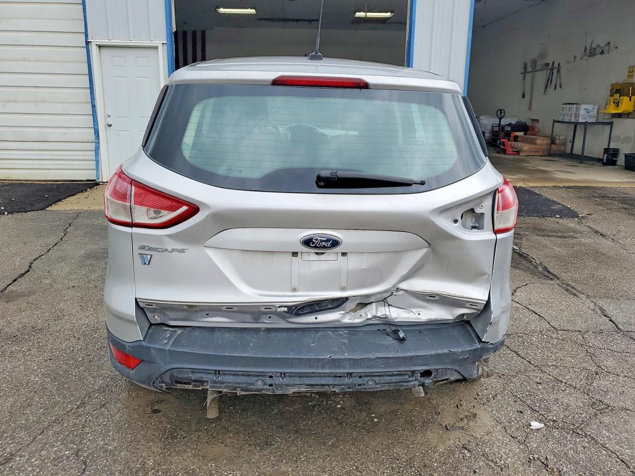 2016 Ford Escape S - Фото 6