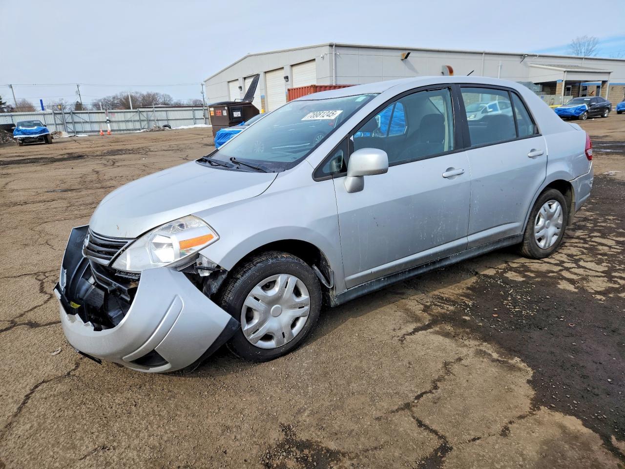 2011 Nissan Versa 1.8 S