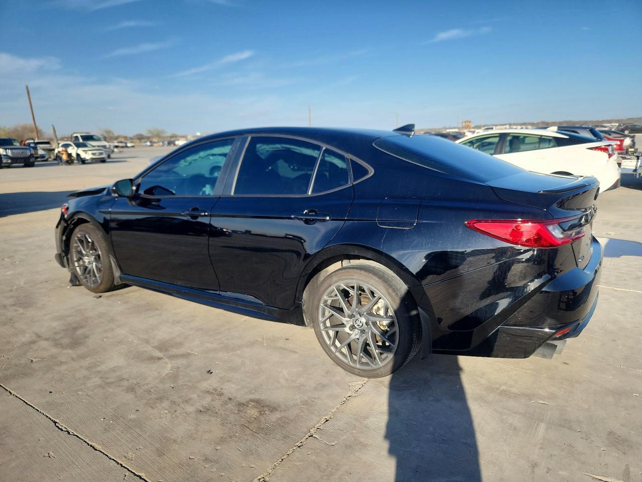 2025 Toyota Camry Xse - Фото 2