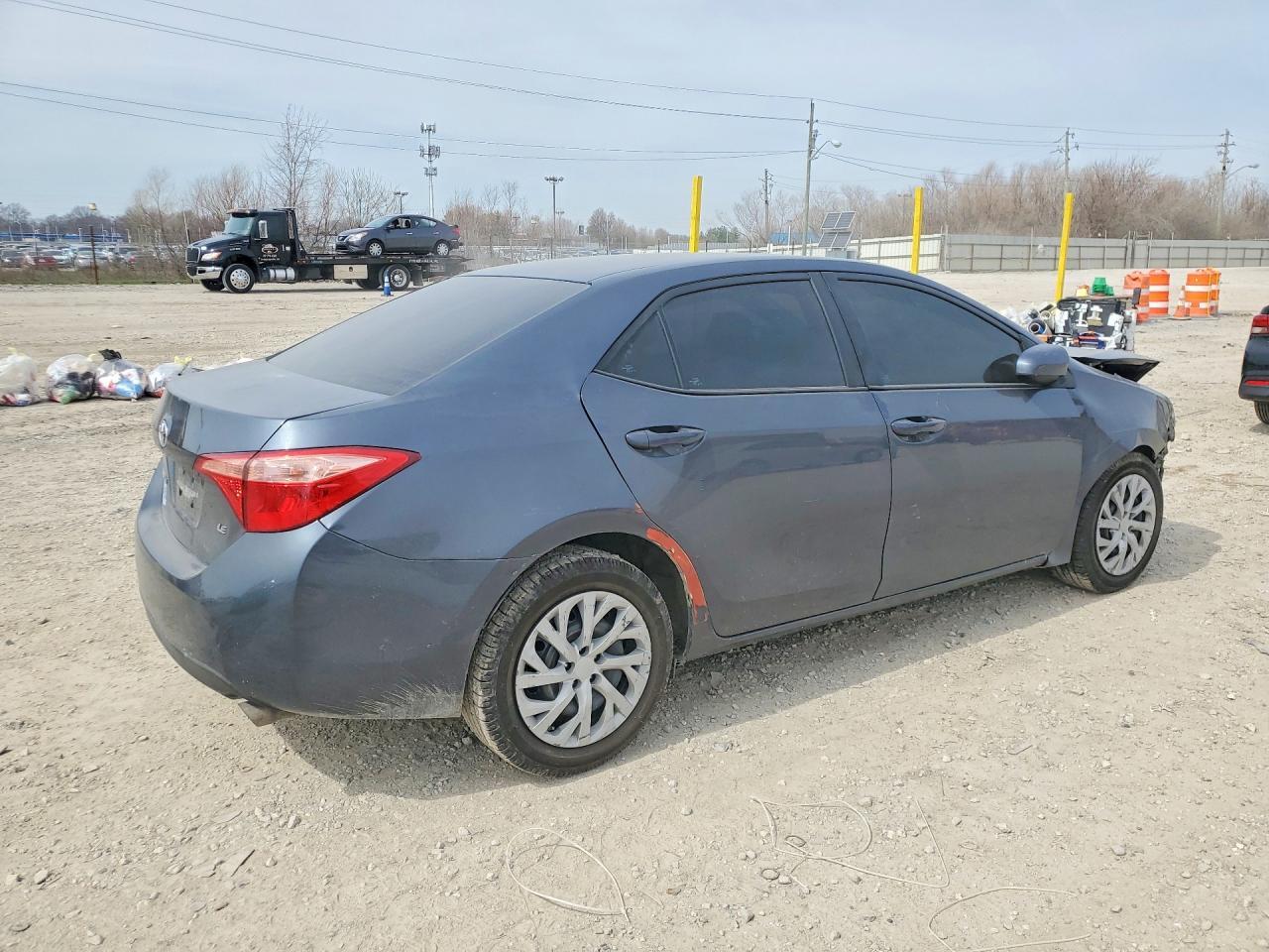 2018 Toyota Corolla Le - Image 3
