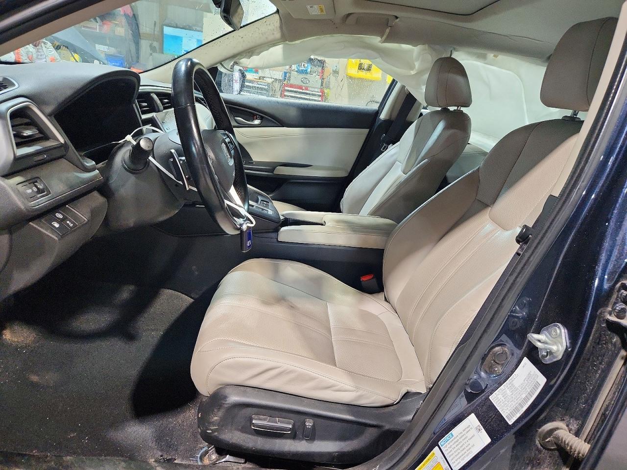 2022 Honda Insight Touring - Фото 7