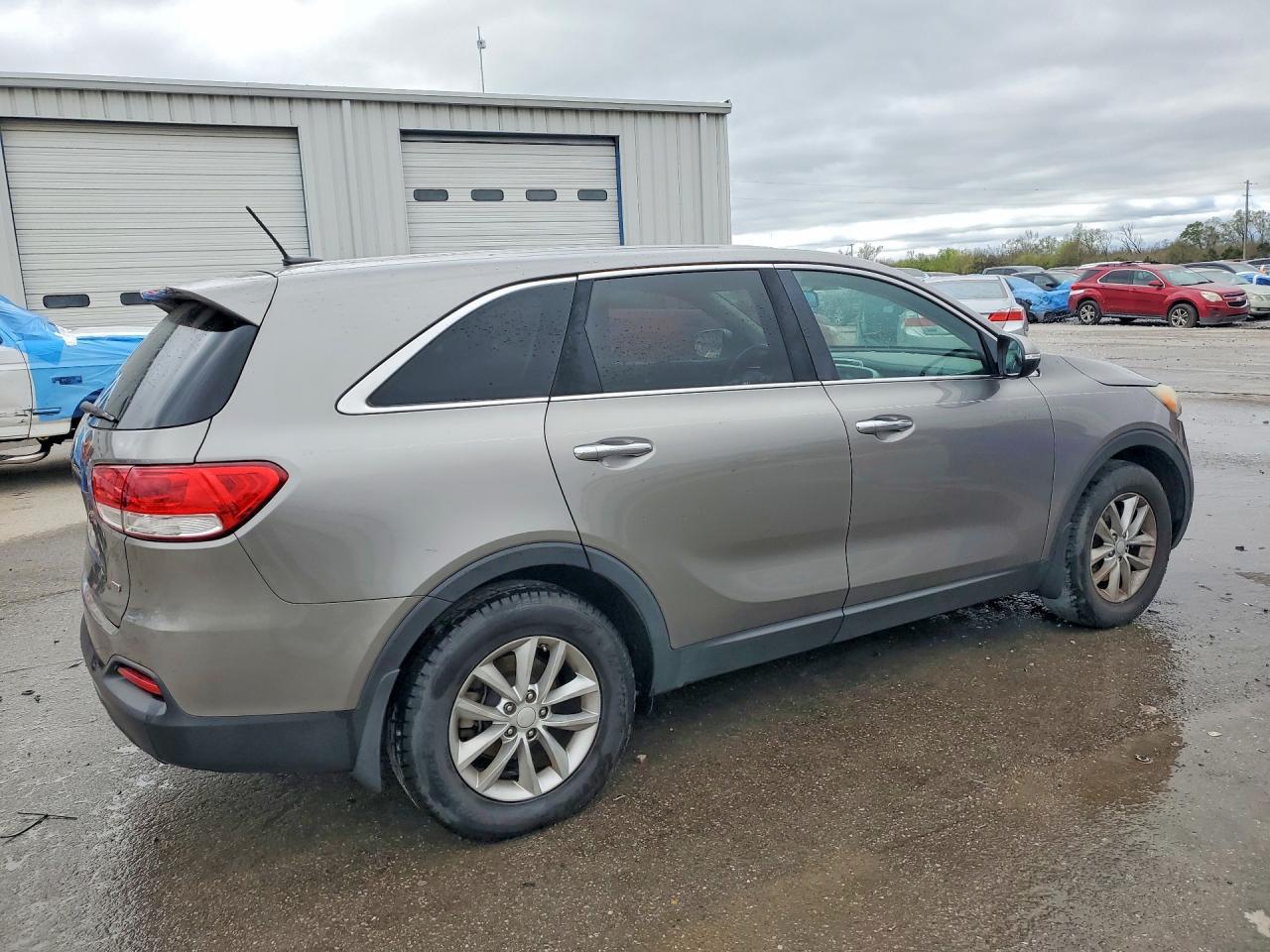2017 Kia Sorento L - Фото 3