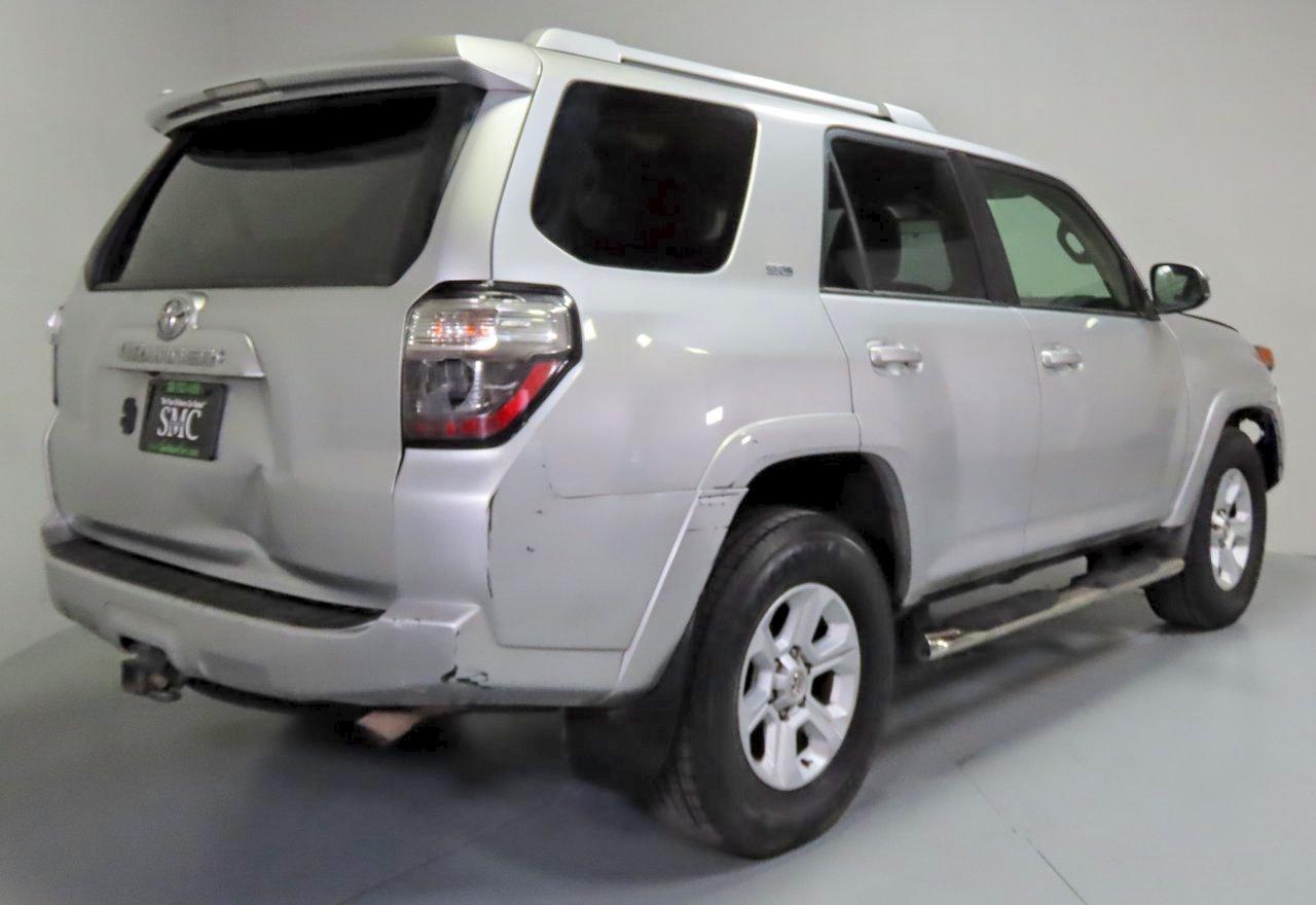2016 Toyota 4Runner Sr5 - Image 3