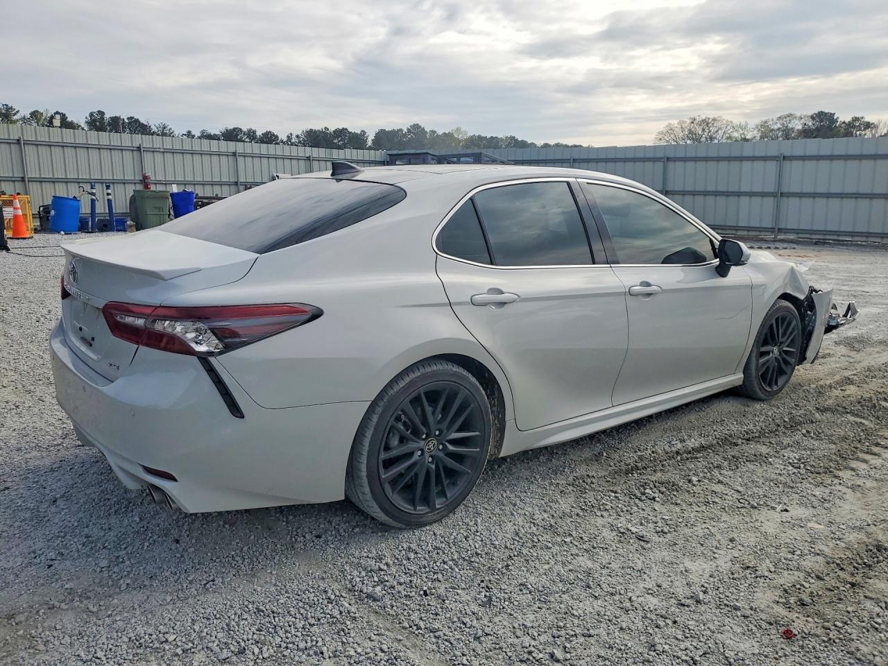 2023 Toyota Camry Xse - Image 3