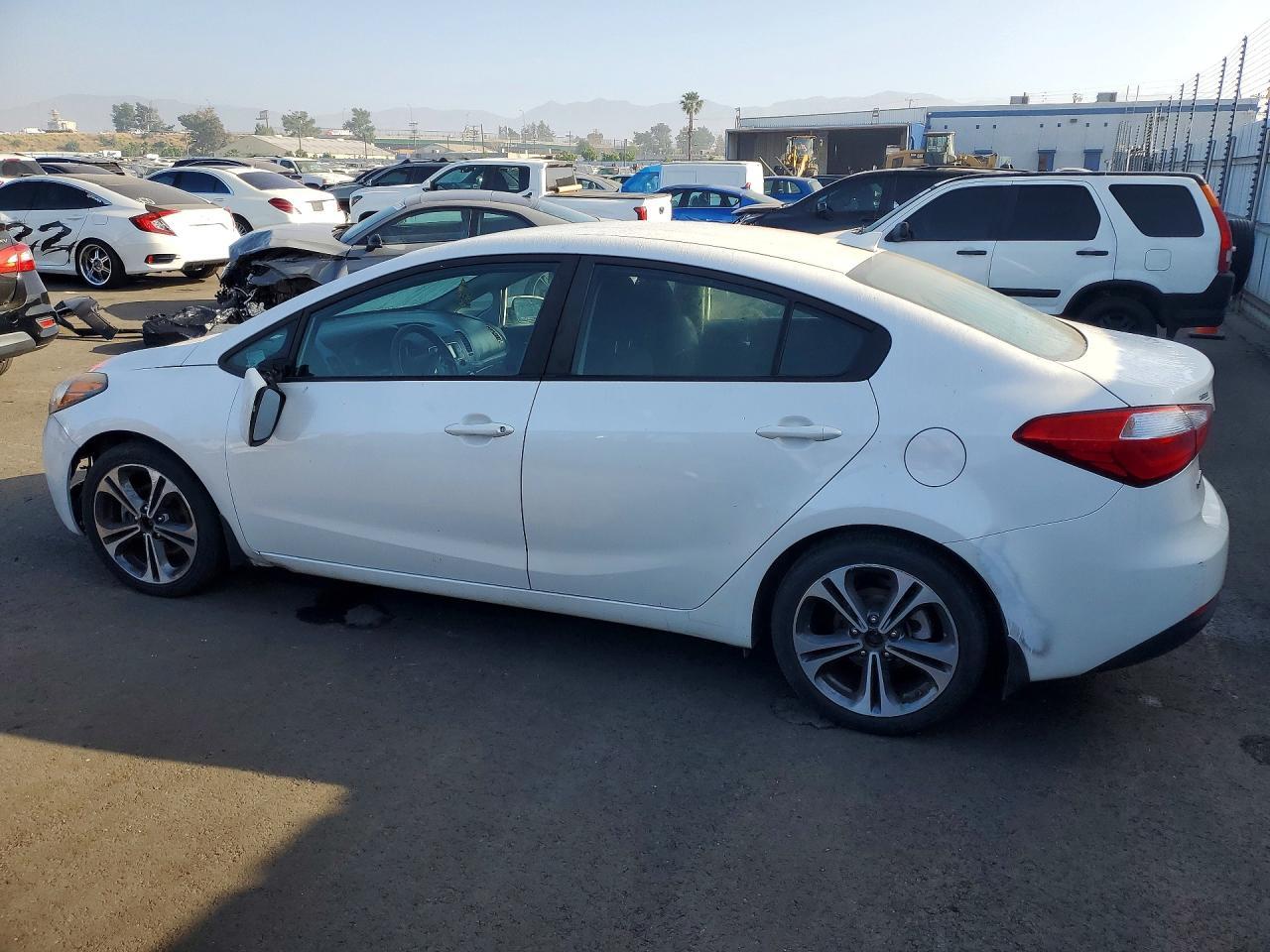 2016 Kia Forte Lx - Фото 2
