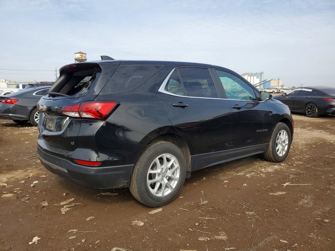 2022 Chevrolet Equinox Lt - Фото 3