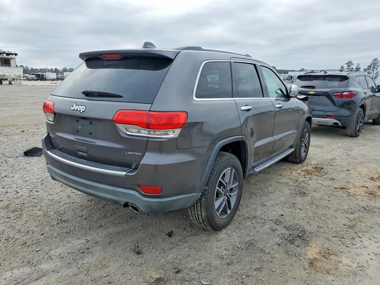 2019 Jeep Grand Cherokee Limited - Image 3