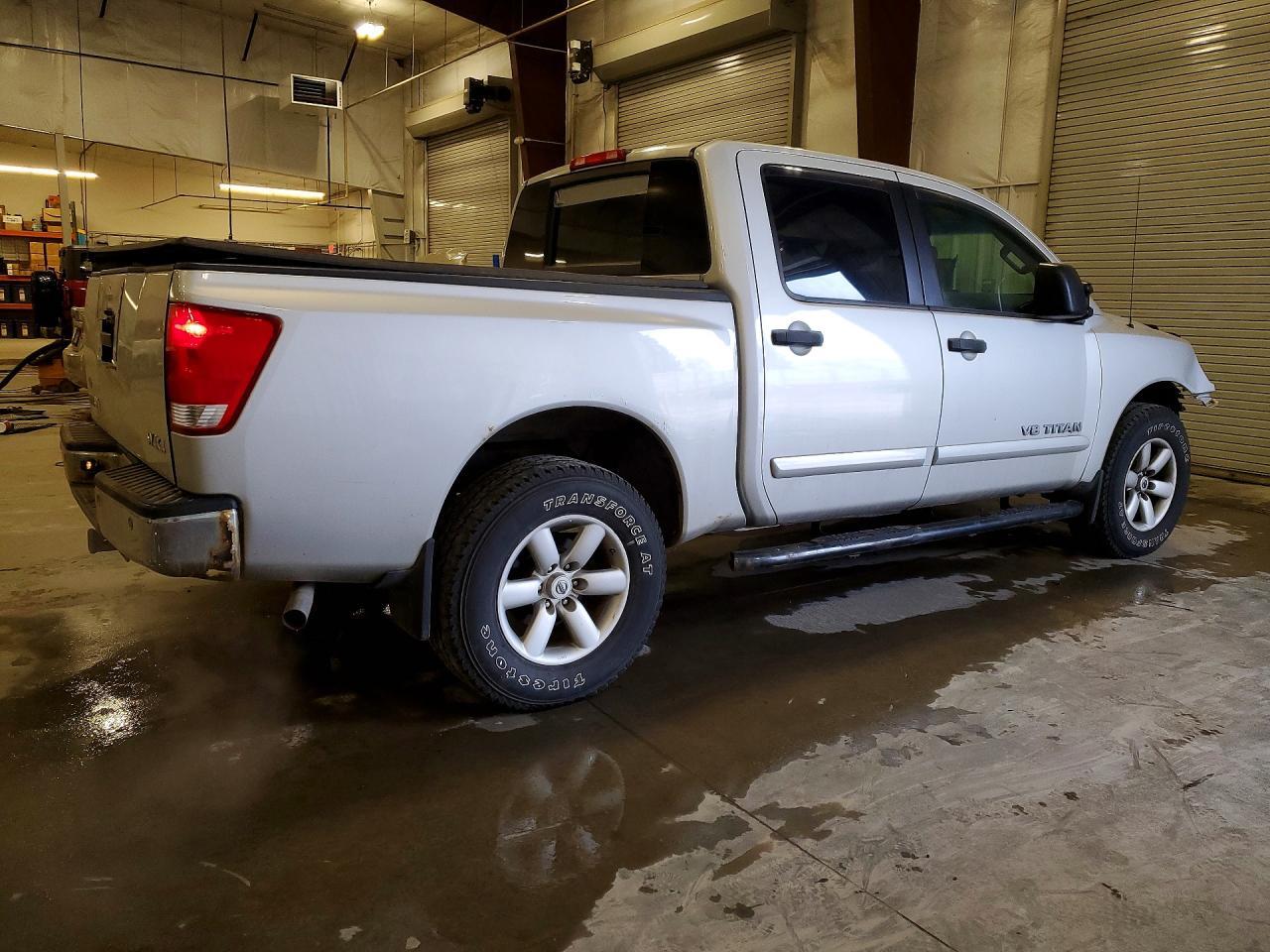 2012 Nissan Titan Sv - Image 3
