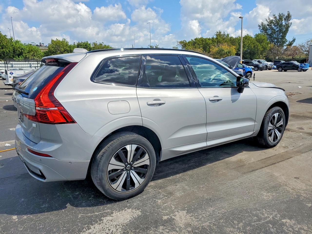2024 Volvo Xc60 Plus - Фото 3