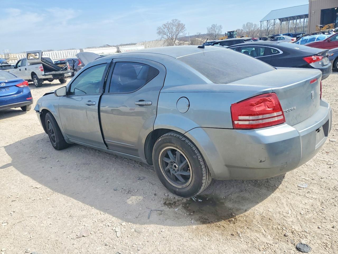 2010 Dodge Avenger Sxt - Фото 2