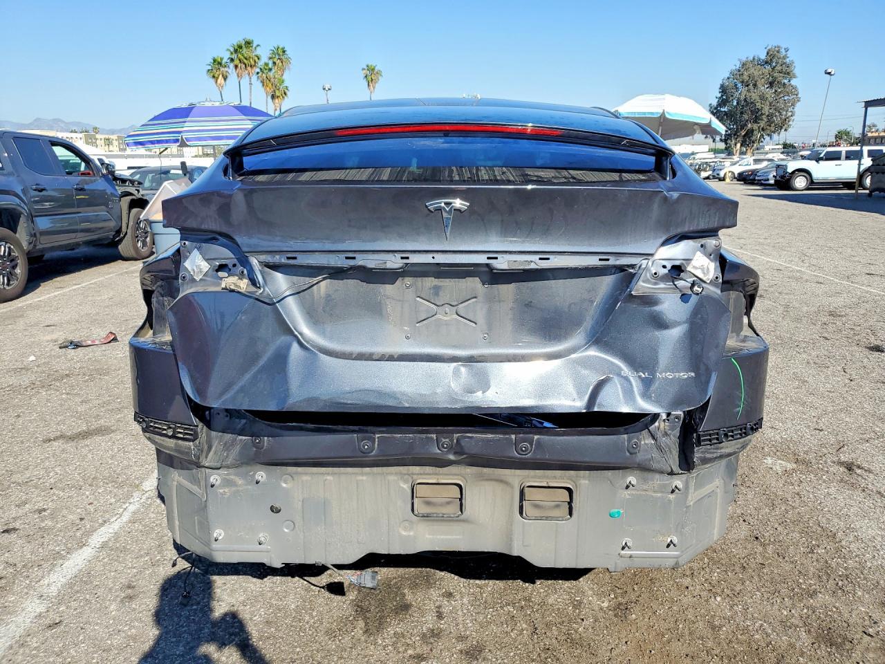 2019 Tesla Model X - Фото 6