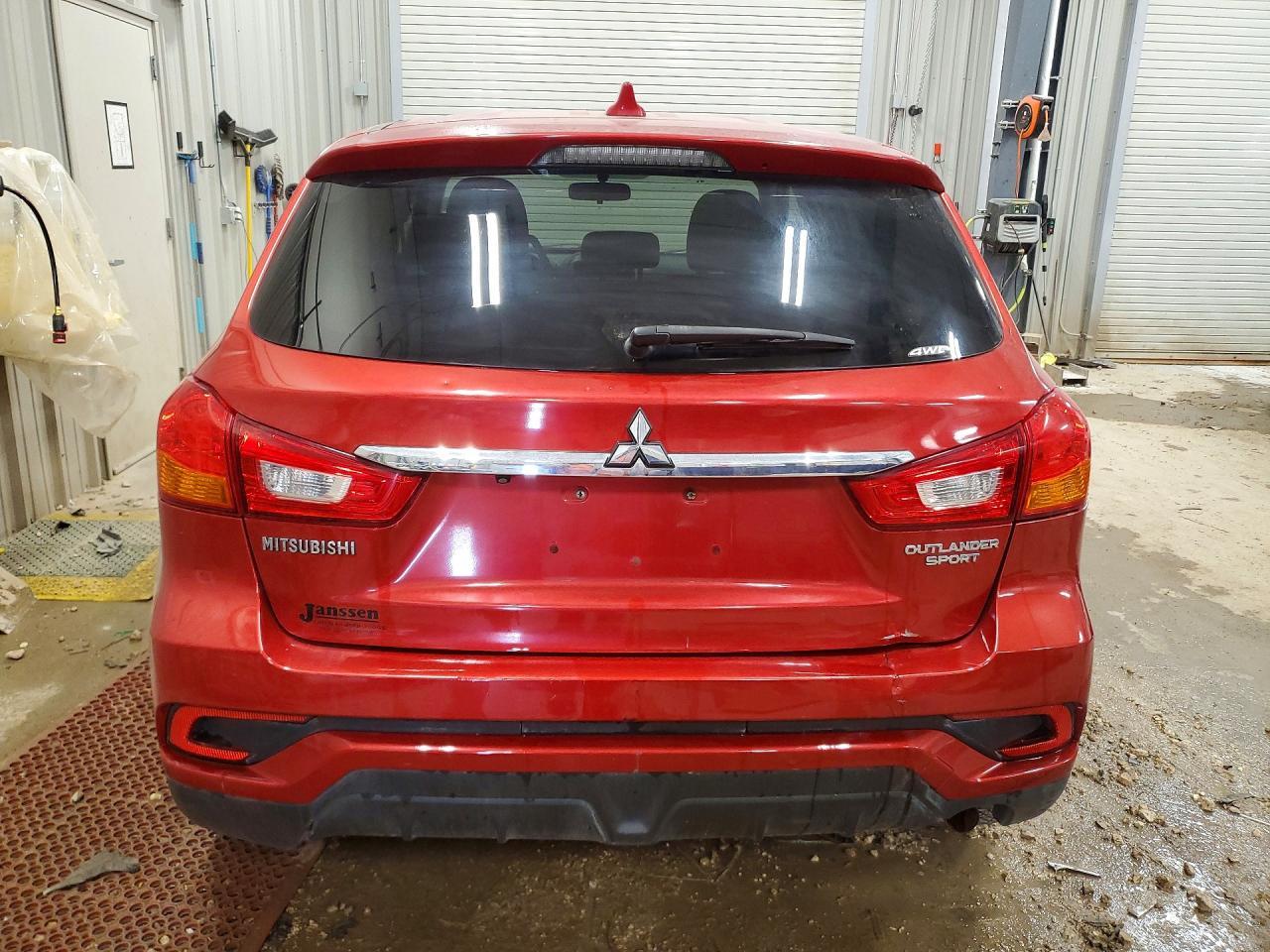 2018 Mitsubishi Outlander Sport Es - Image 6