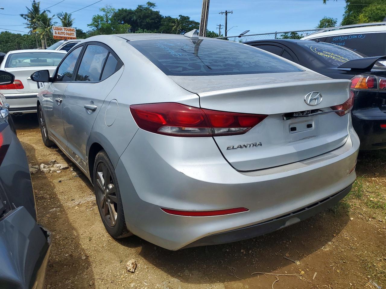 2018 Hyundai Elantra Se - Фото 2