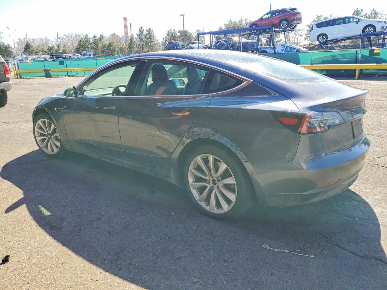 2019 Tesla Model 3 - Image 2