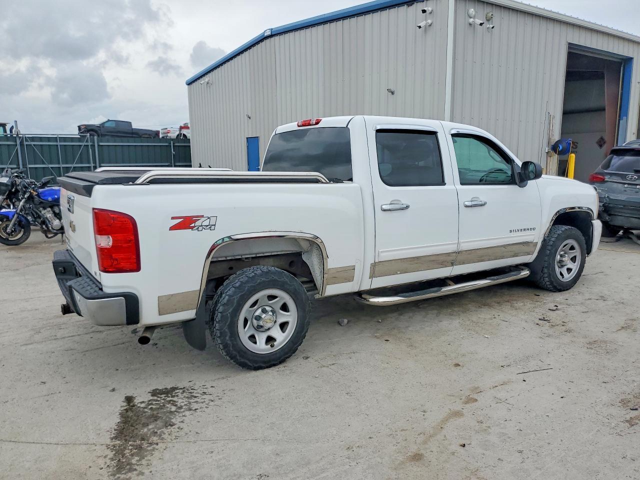 2011 Chevrolet Silverado K1500 Lt - Фото 3