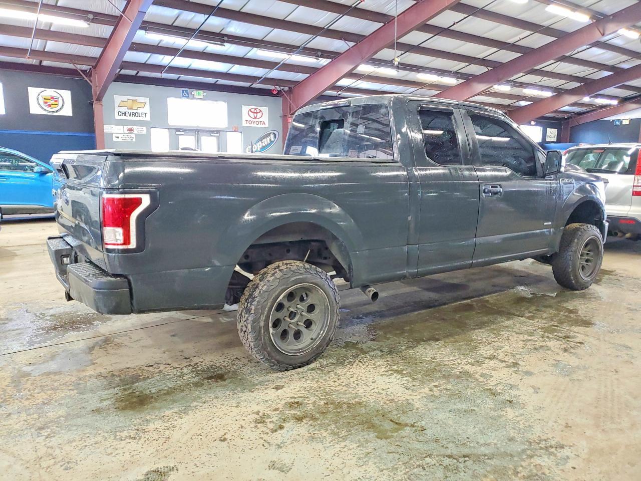 2016 Ford F150 Super Cab - Фото 3