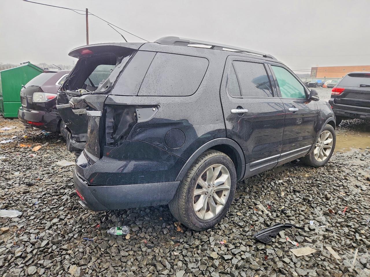 2014 Ford Explorer Xlt - Фото 3