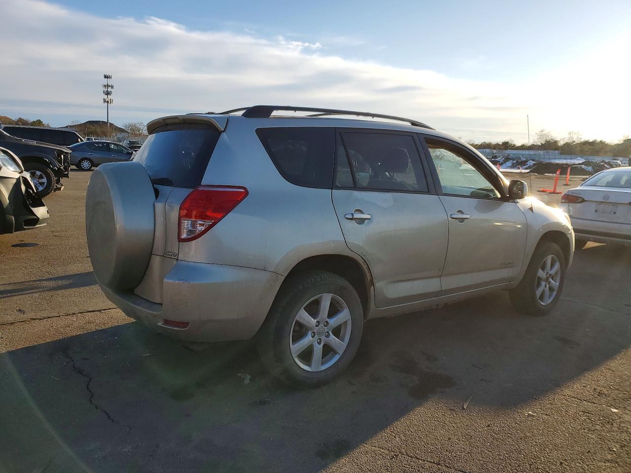 2008 Toyota Rav4 - Image 3