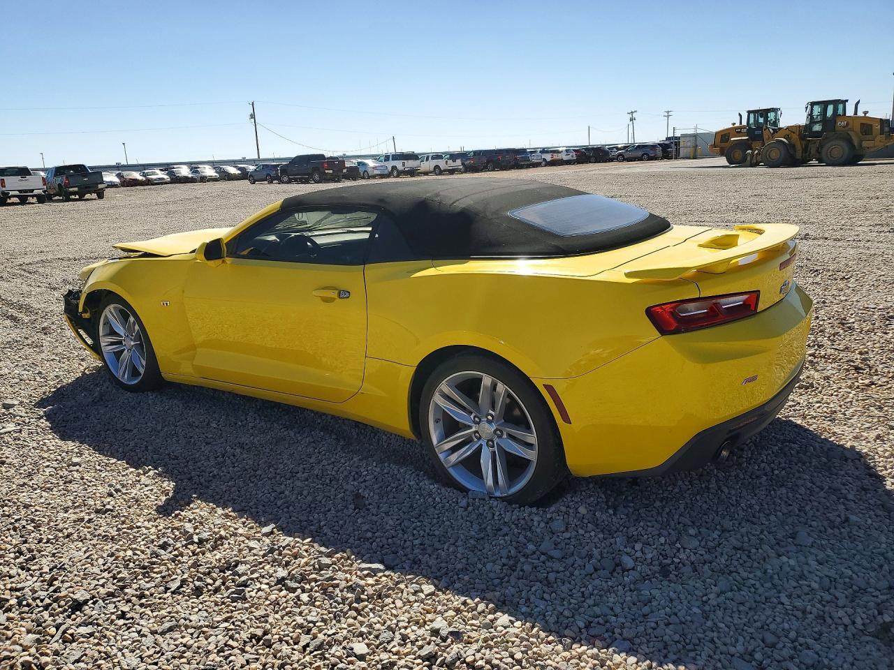 2017 Chevrolet Camaro Lt - Фото 2