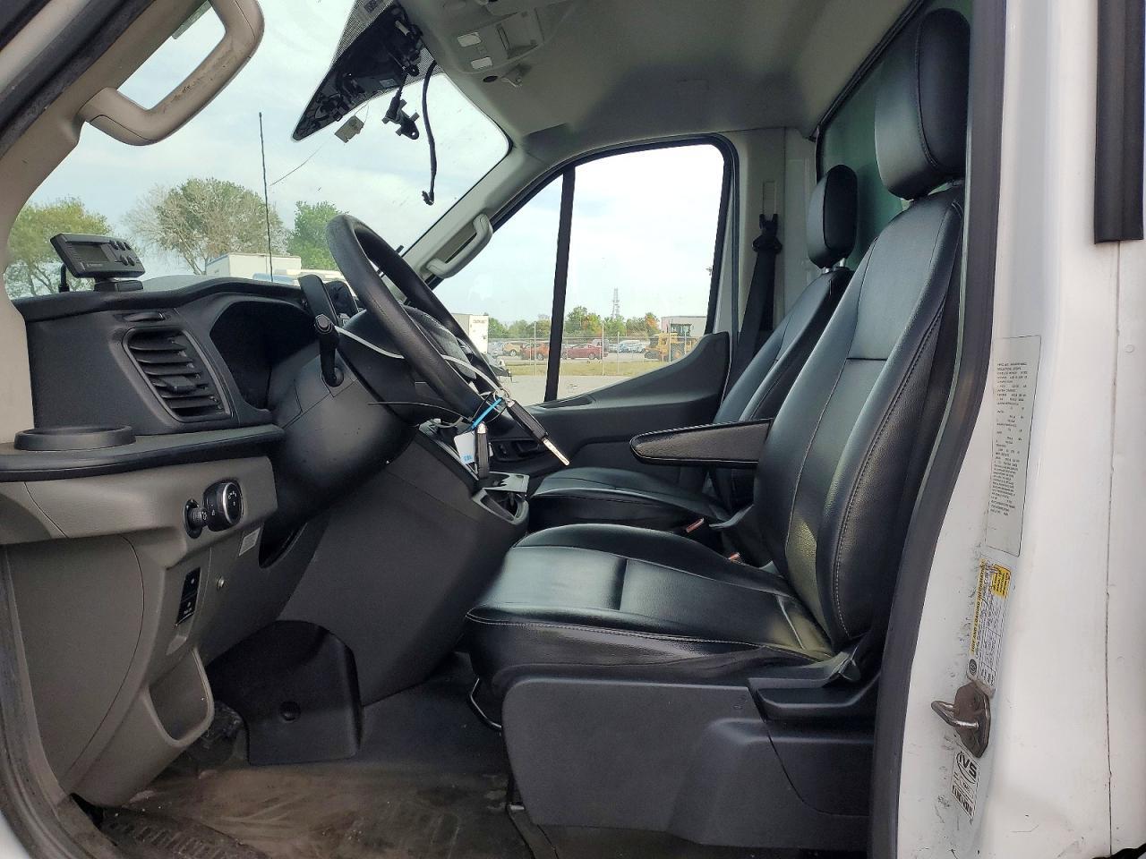 2021 Ford Transit Delivery Truck - Image 7