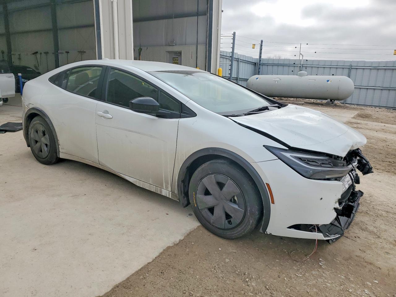 2024 Toyota Prius Le - Фото 4