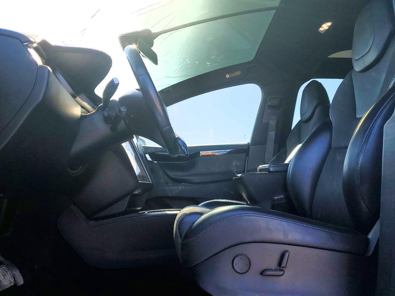 2018 Tesla Model X - Фото 7