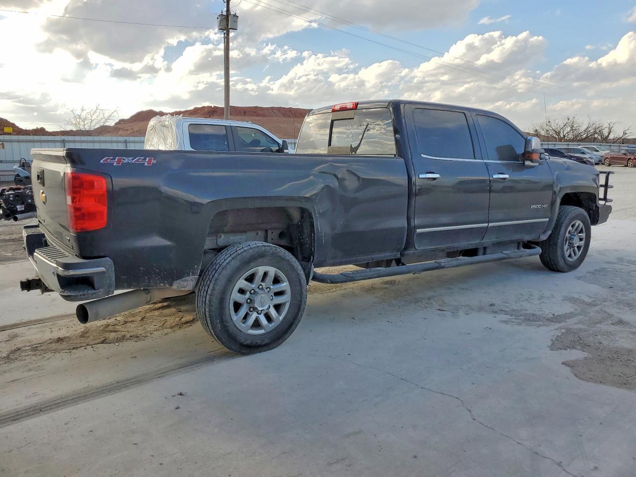 2015 Chevrolet Silverado K2500 Heavy Duty Ltz - Фото 3