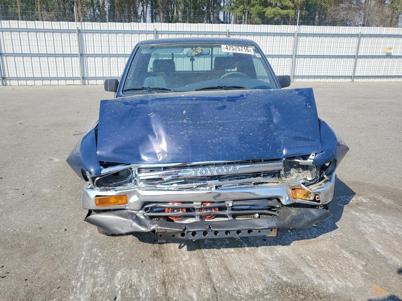 1990 Toyota Pickup Deluxe - Фото 5