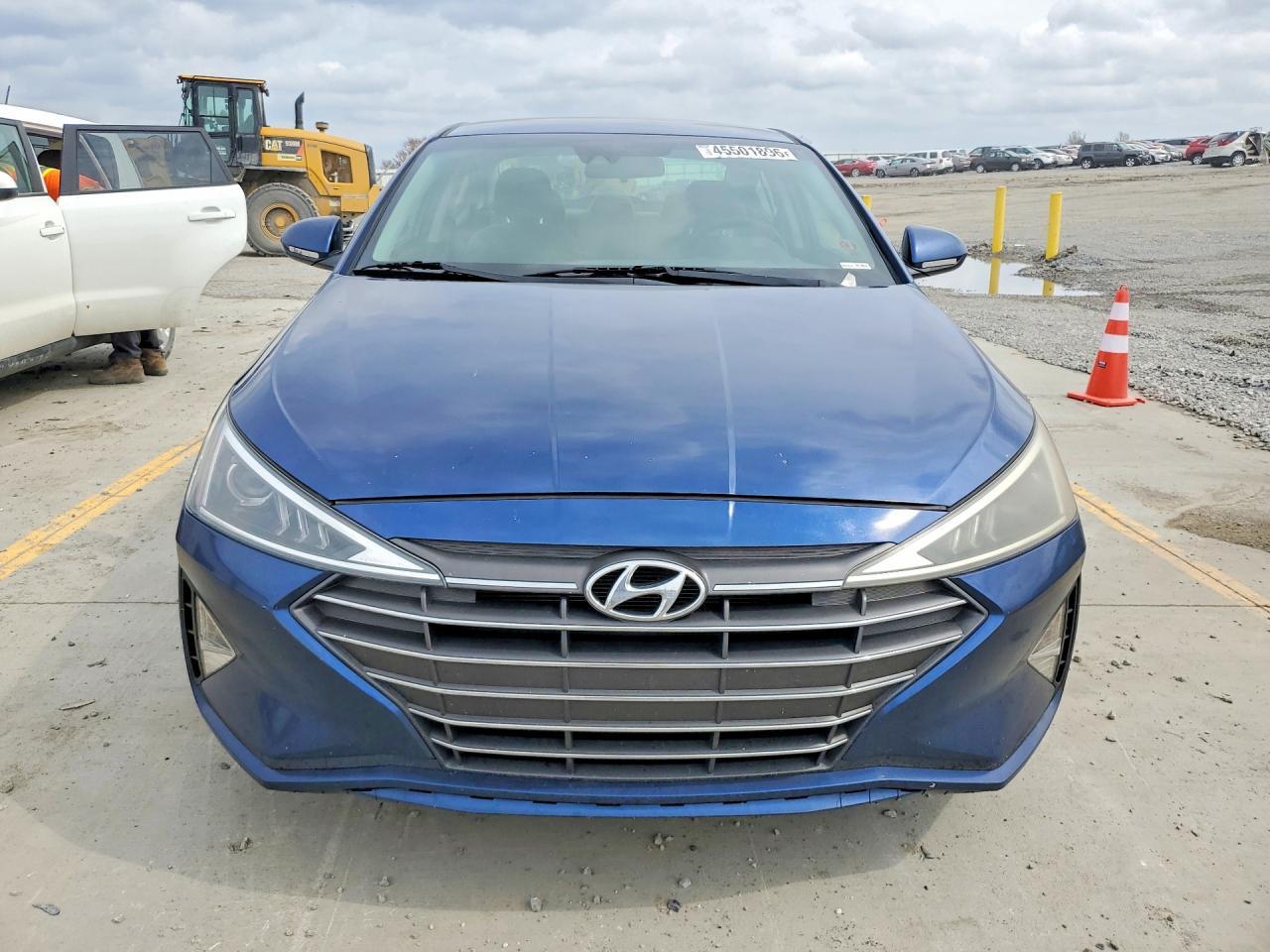 2020 Hyundai Elantra Sel - Фото 5