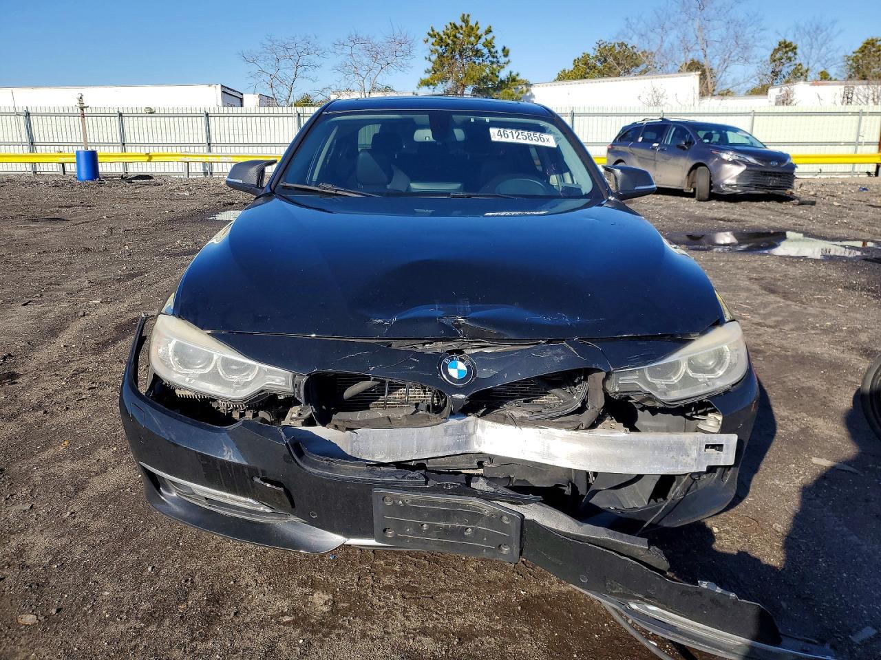 2015 BMW 335 Xi - Image 5