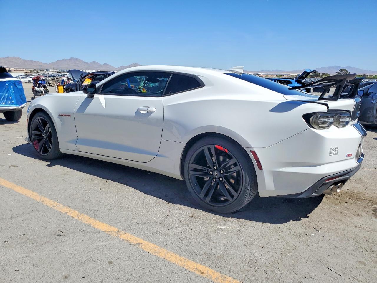 2023 Chevrolet Camaro Ls - Фото 2