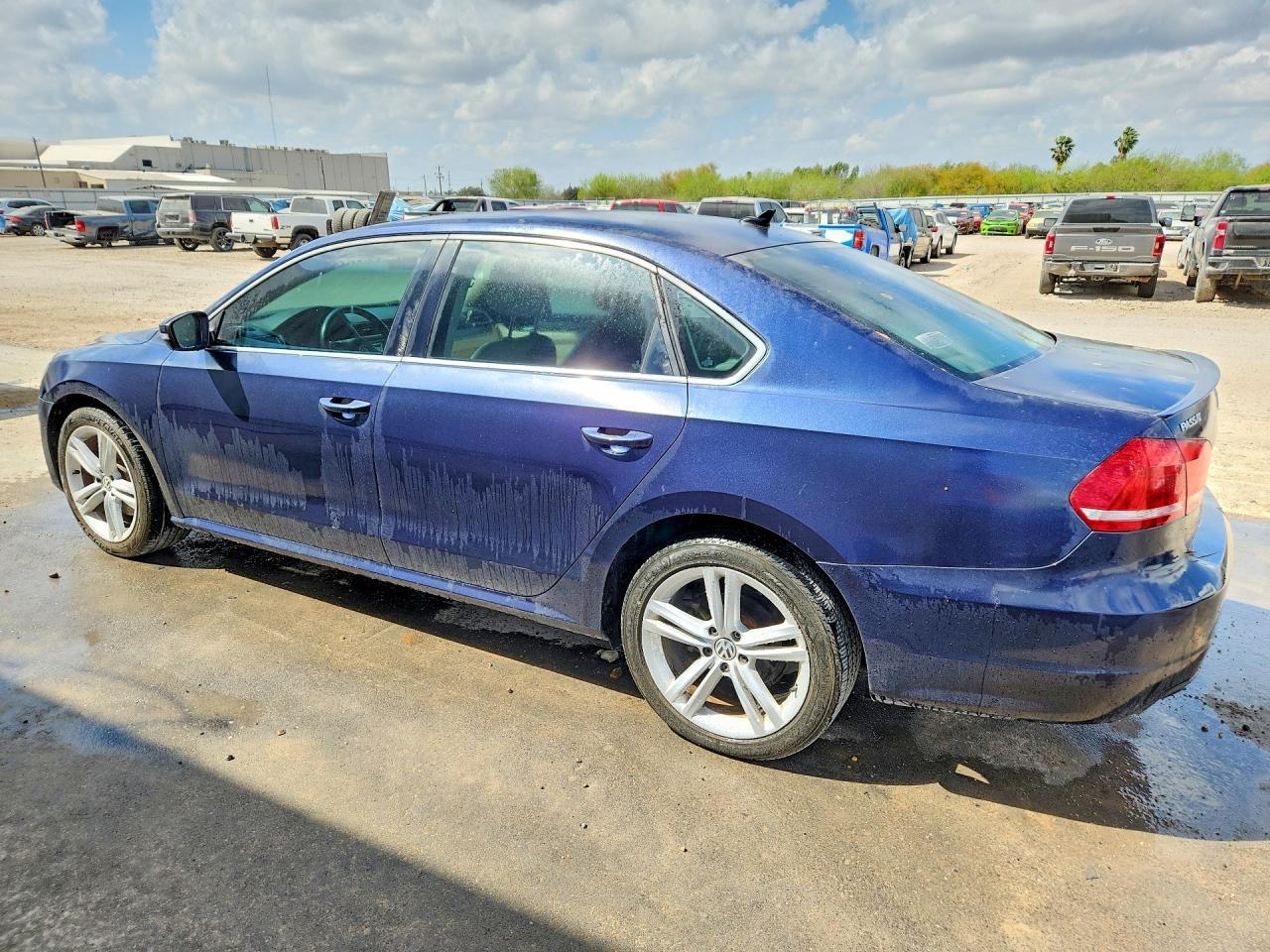2015 Volkswagen Passat Se - Фото 2