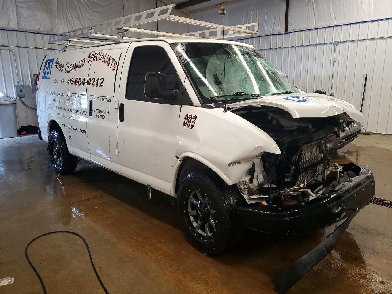 2019 Chevrolet Express G2500 - Фото 4