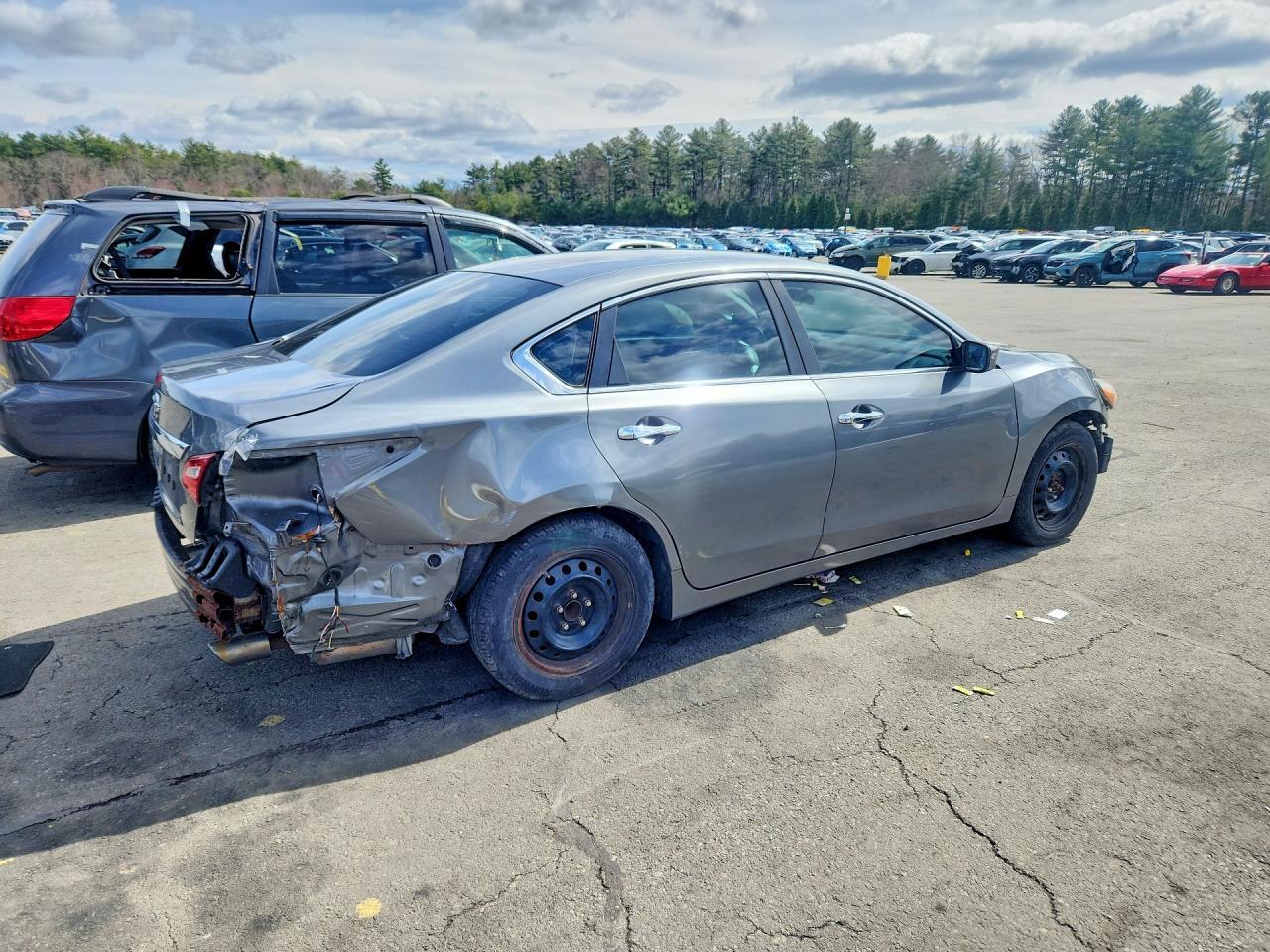 2017 Nissan Altima 2.5 - Фото 3