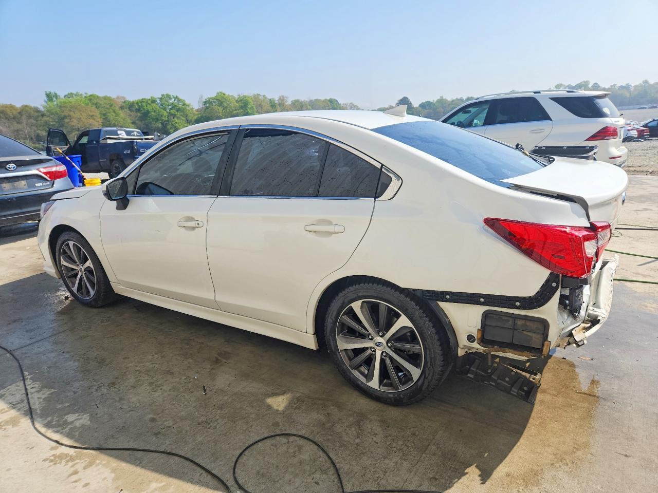 2018 Subaru Legacy 2.5I Limited - Фото 2