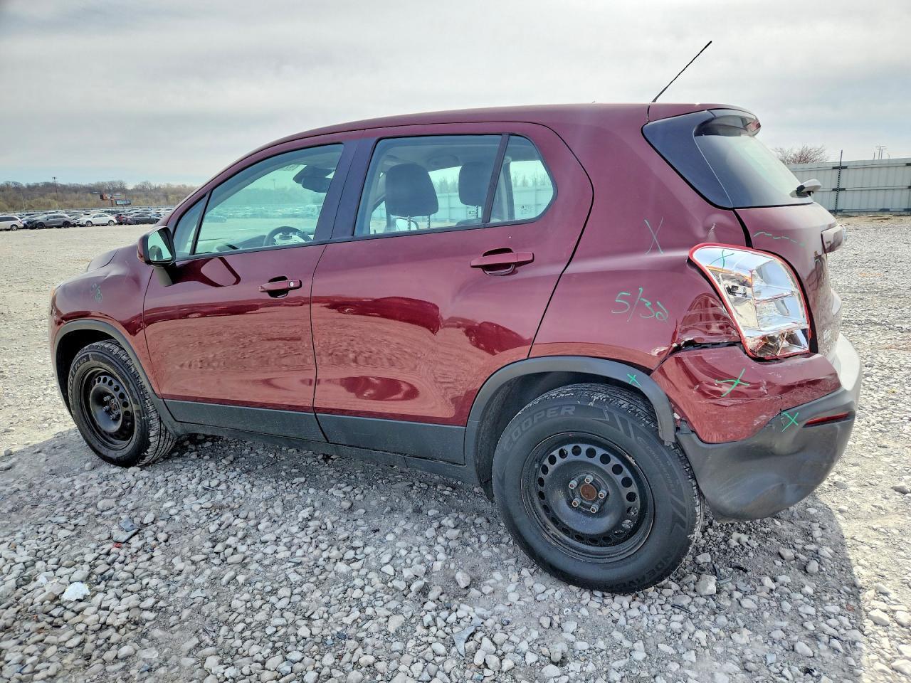 2016 Chevrolet Trax Ls - Фото 2