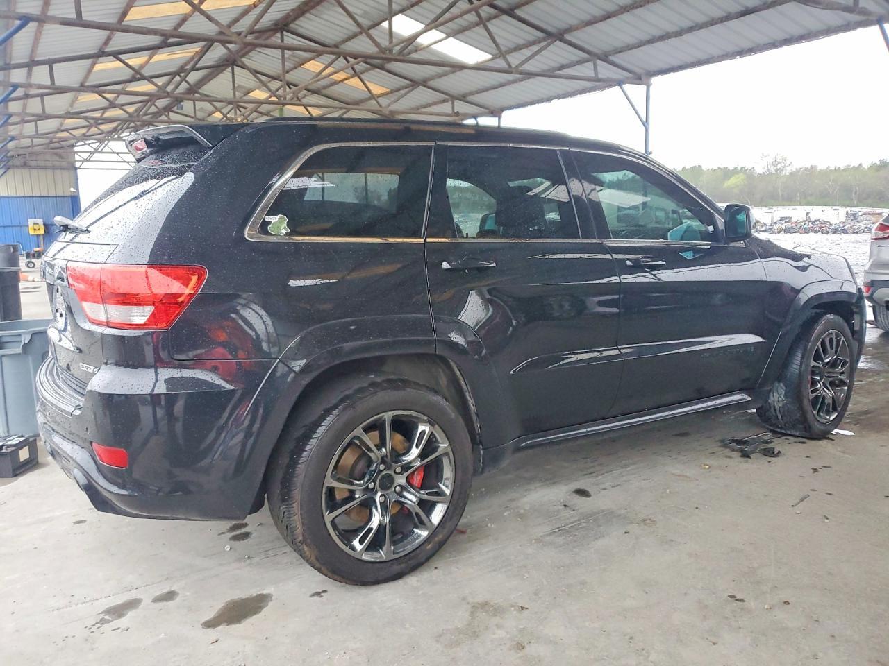 2013 Jeep Grand Cherokee Srt-8 - Image 3
